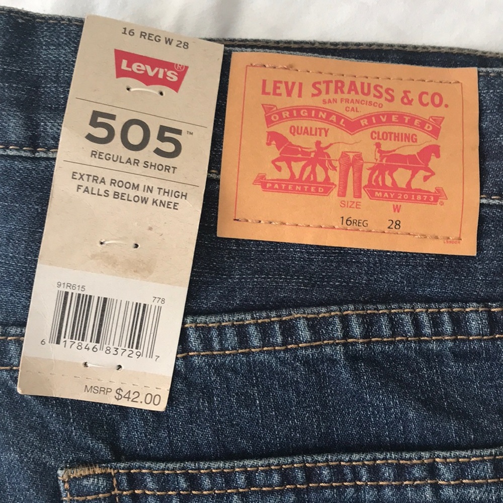 Levi’s 505 reg short 16 boys below knee